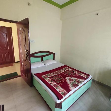 Hotel Ruchi Yercaud Eksteriør billede