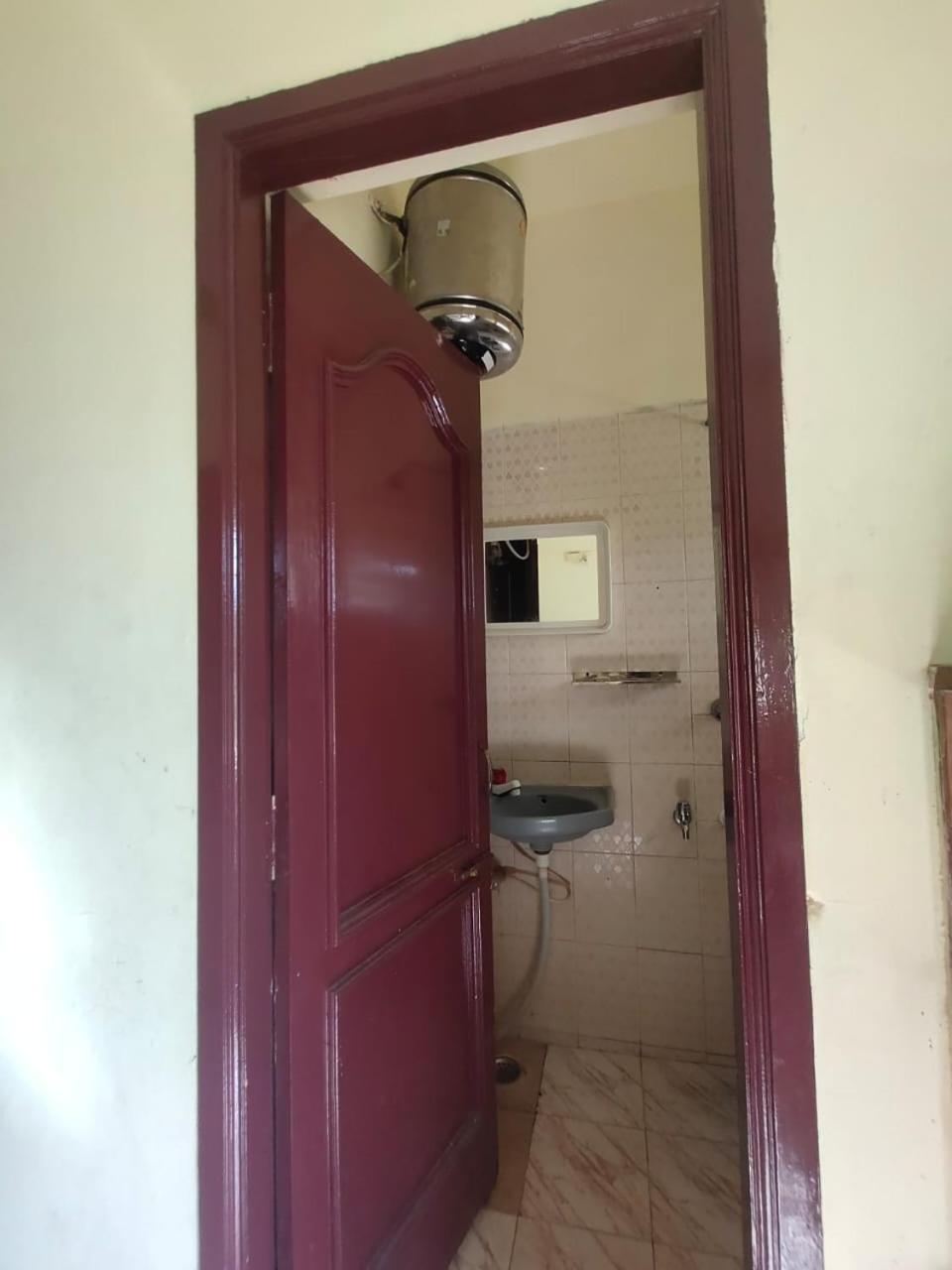 Hotel Ruchi Yercaud Eksteriør billede